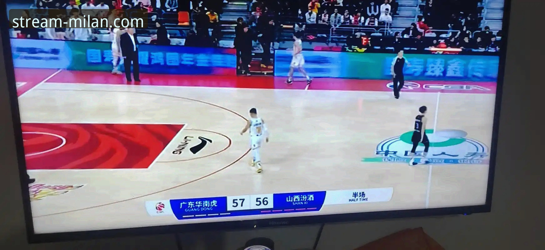 揭秘米兰直播平台：你所不知道的比分软件核心玩法与隐藏功能